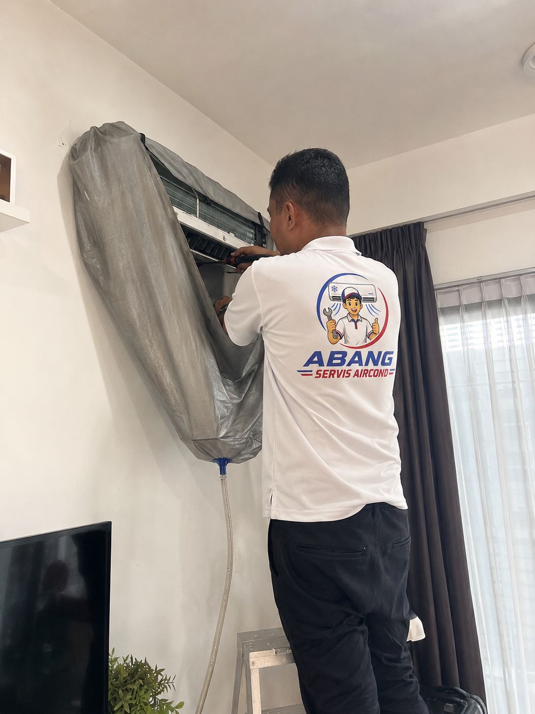 Chemical wash aircond di kondominium oleh Abang Servis Aircond