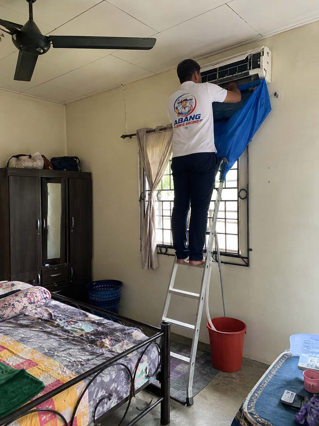 Cuci mendalam aircond bilik tidur di Subang Jaya oleh Abang Servis Aircond
